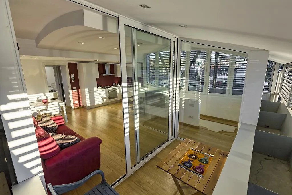 San Siro Apartment Milano 0*,  Italia